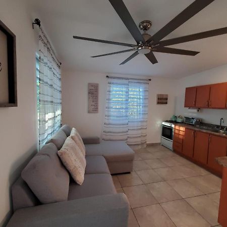 Aguadilla Sunrise Apt With Ac Wifi 8 Minute Walk From Crashboat Beach Esterno foto